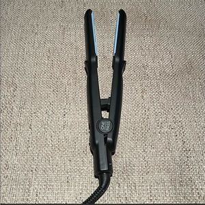 Bio ionic one pass flat iron